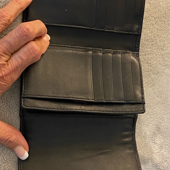 Vintage black leather coach wallet - Picture 10 of 16